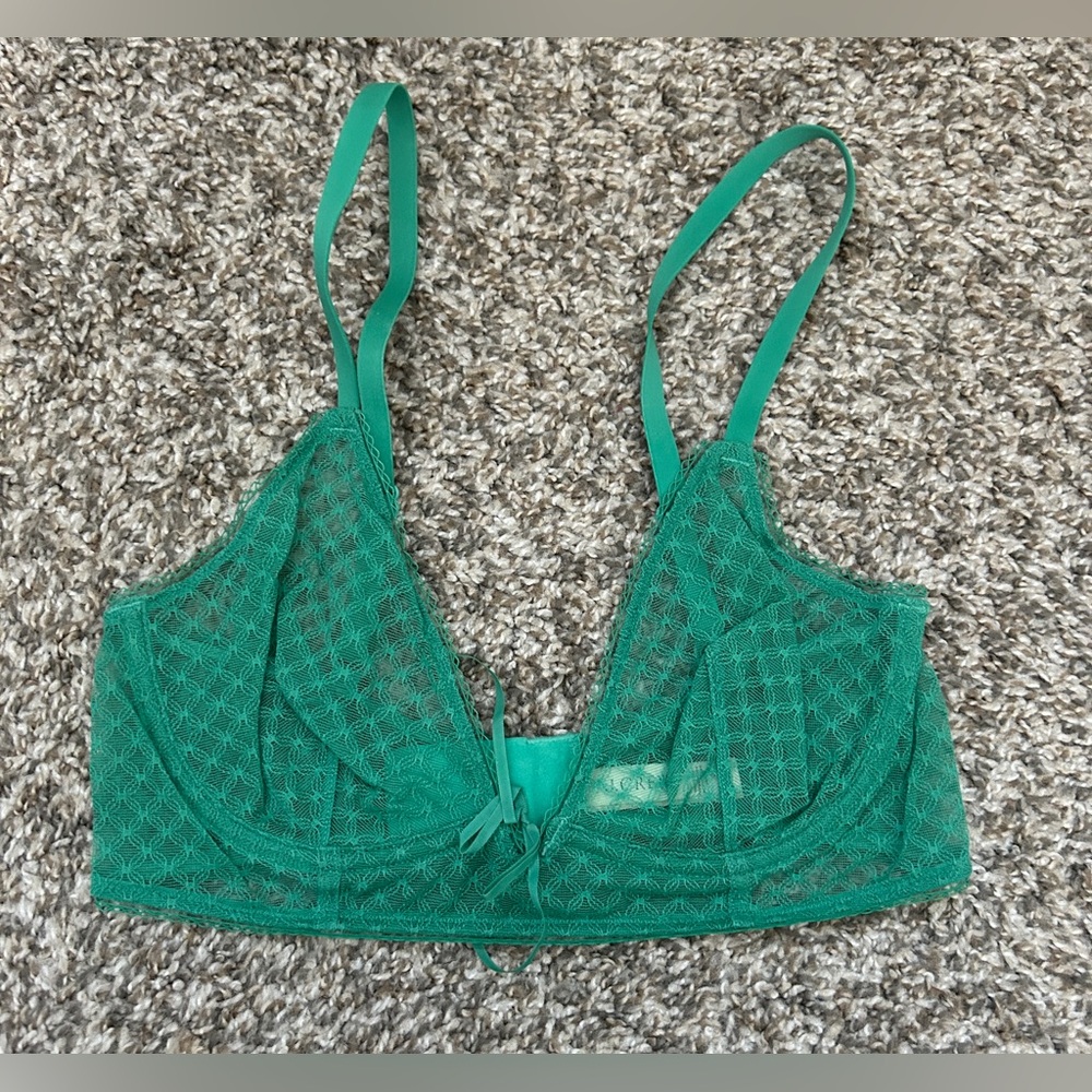 Green lace bra from J.Crew